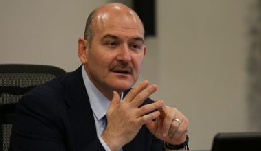 SOYLU’DAN PEKER CEVABI: ACİZLİK, ÇÜRÜMÜŞLÜK