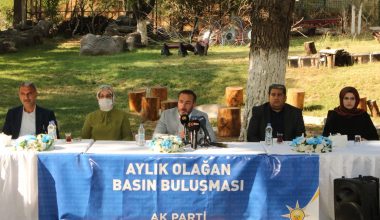 AK PARTİ İL BAŞKANI AYDIN, BASIN MENSUPLARIYLA BULUŞTU