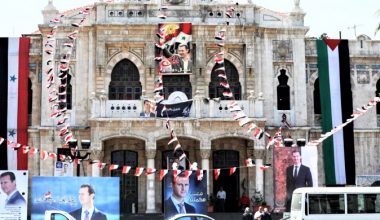SURİYE’DE SANDIKLAR KURULDU