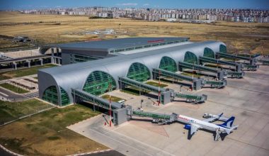 DİYARBAKIR HAVAALANI AÇILIYOR