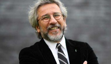 CAN DÜNDAR HAKKINDA KIRMIZI BÜLTEN ÇIKARILDI