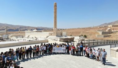 GENÇLER HASANKEYF’E HAYRAN KALDI