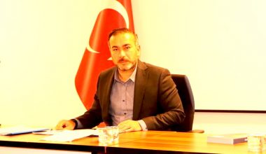 AK PARTİ’DE TEŞKİLAT AKADEMİSİ SÜRÜYOR