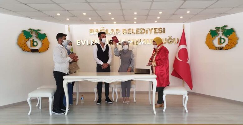 NİKAHTA BAĞLAR BELEDİYESİ TERCİH EDİLİYOR